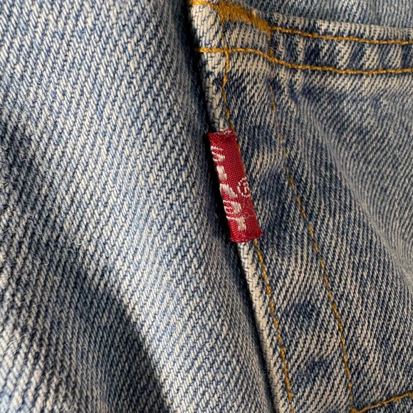 Vintage Levis 550 Relaxed Fit Jeans Mens 38x30-28 Made in USA Light Denim 0899 - Picture 9 of 9